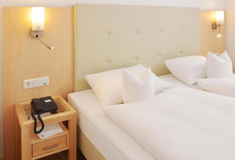 Люкс, Ludwig Superior