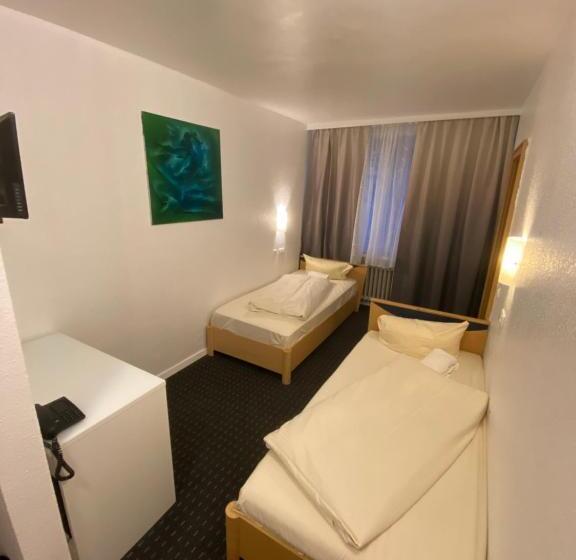 标准间, Luise City   An Der Philharmonie