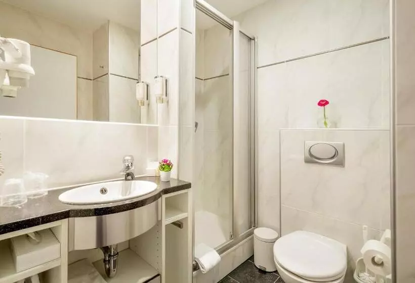 バルコニー付きスタンダードルーム, Messehotel Köln Deutz