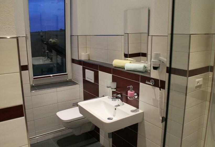 スタンダードルーム, Rabennest