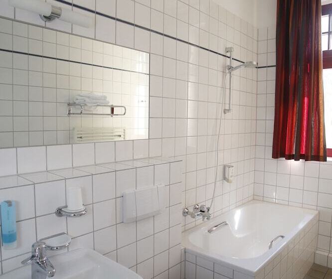 غرفة إقتصادية, Reutterhaus