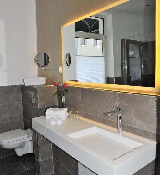 스탠다드 트리플 룸, Rheinischer Hof