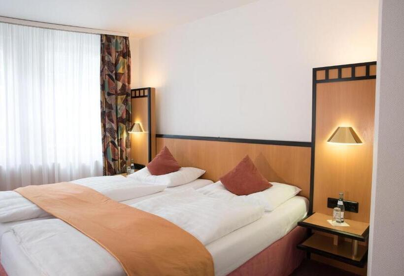 디럭스 룸, Schere