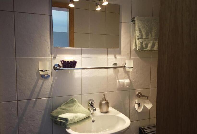 Номер Стандарт, Waldterrasse