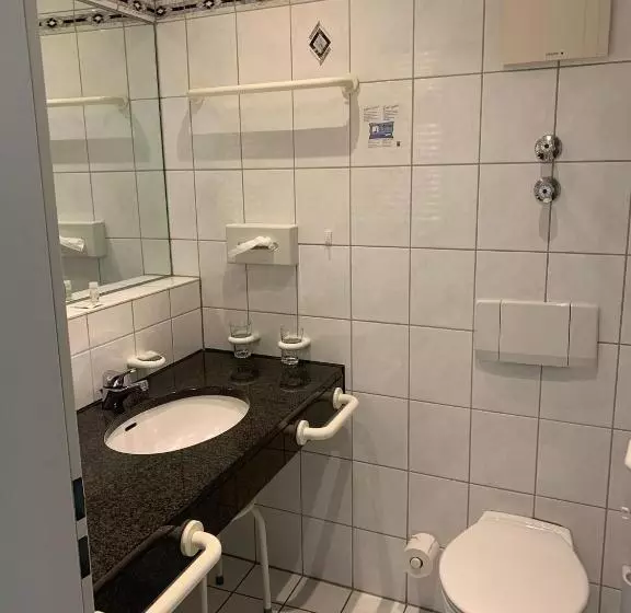 Standard Yhden Hengen Huone, Wittlicher Hof