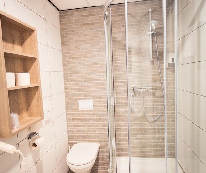 4인용 스탠다드 룸, Wunderland Kalkar