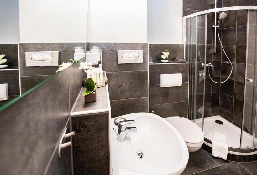 Номер Стандарт, Zur Mühle