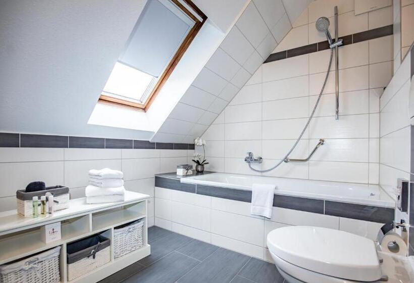 Классический Номер, Zur Mühle