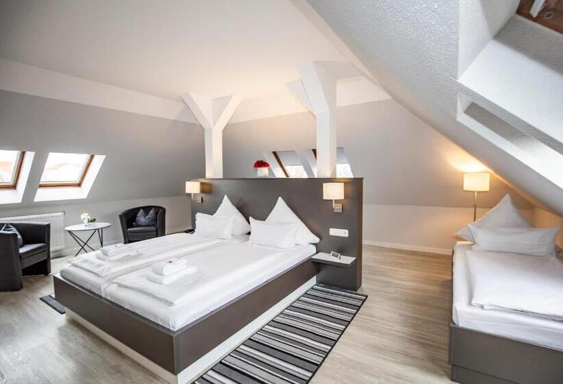 Классический Номер, Zur Mühle