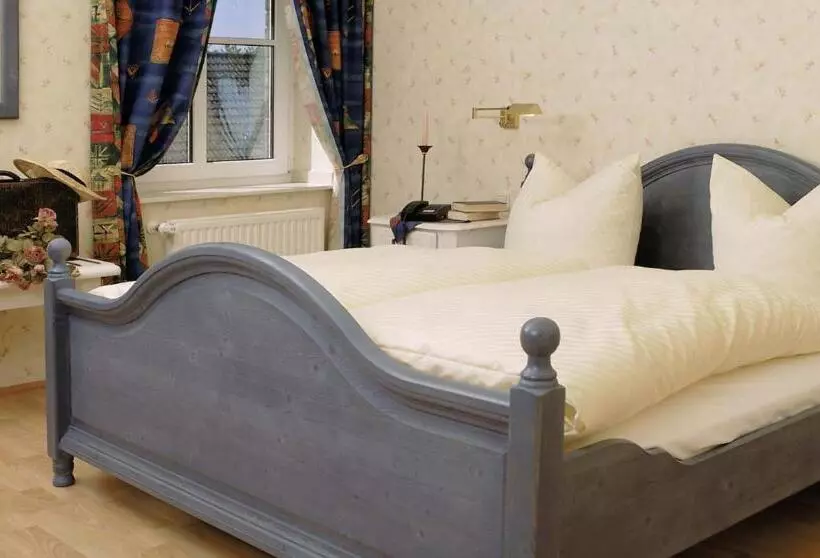 コンフォートルーム, Land Gut Hotel Lohmann