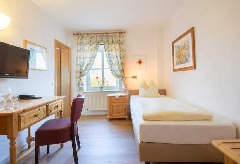 标准单人间, Land Gut Hotel Lohmann