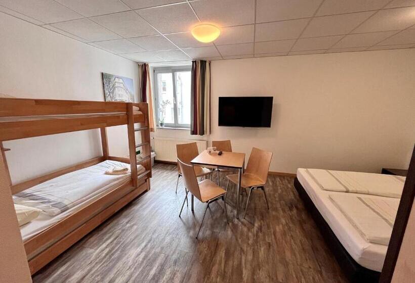 家庭间, Djh Gästehaus Bermuda3eck