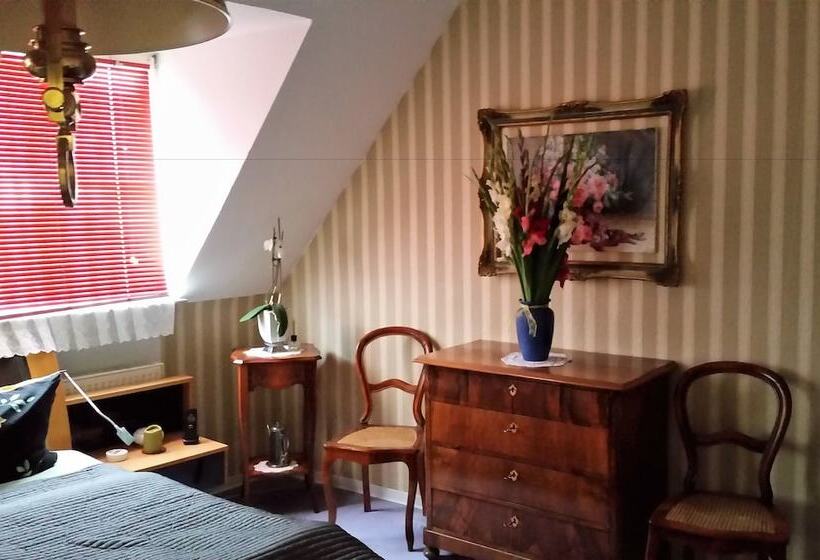 标准三人间, Restaurant Landhaus Rebstock