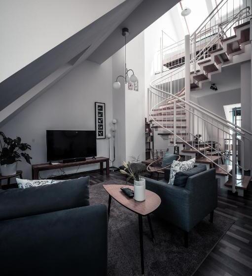 Студия Стандарт, Sommers Hotel Altes Posteck