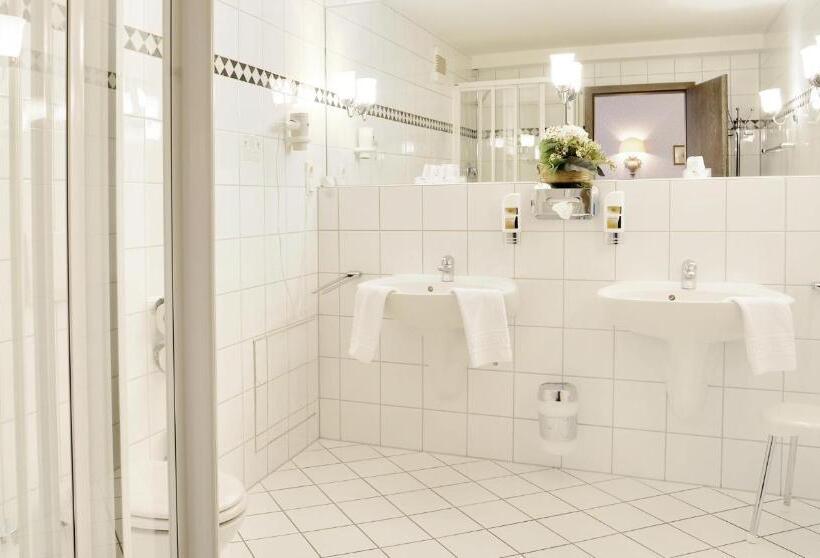 جناح, Stadthotel Patrizier