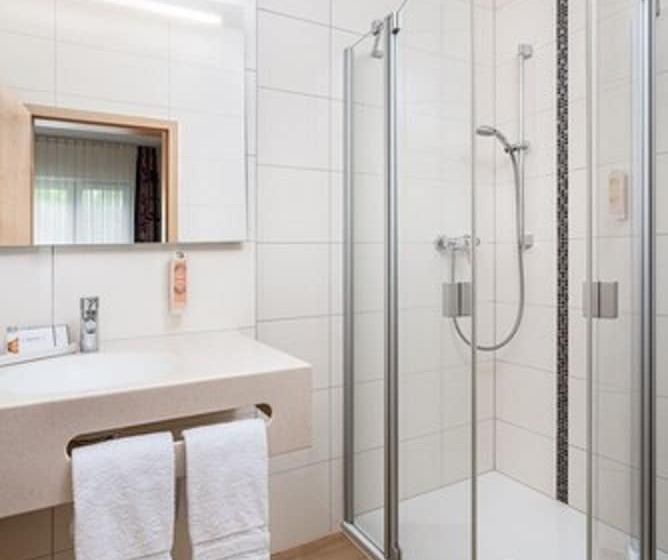 חדר סטנדרט יחיד, Classicx Landhaus & Hotel   Bed & Breakfast