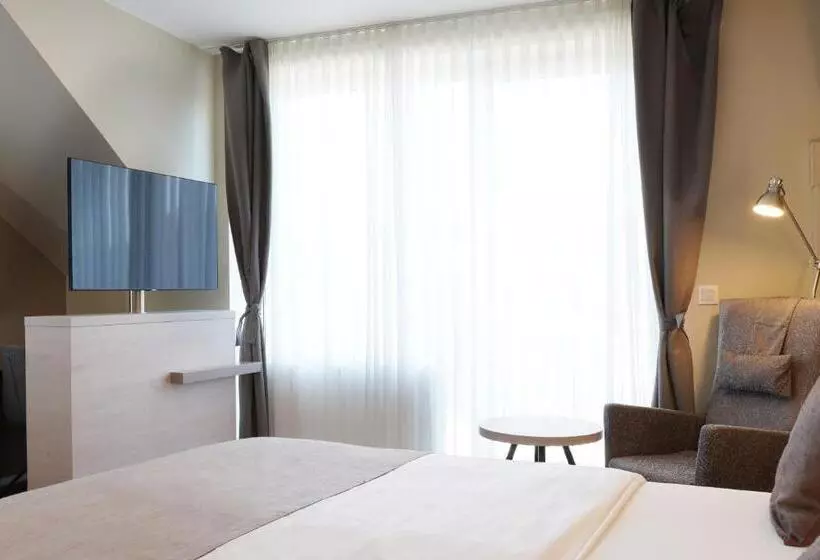 キングサイズベッドのスタンダードルーム, Best Western Hotel St. Michael