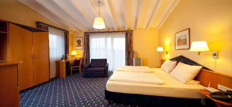 キングサイズベッドのスタンダードルーム, Best Western Hotel St. Michael