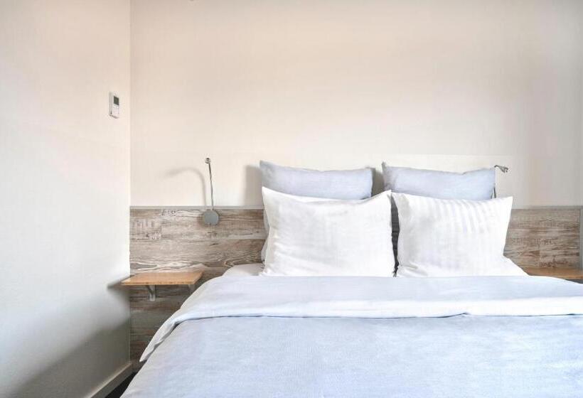 חדר סטנדרט, Design Hotel Wiegand