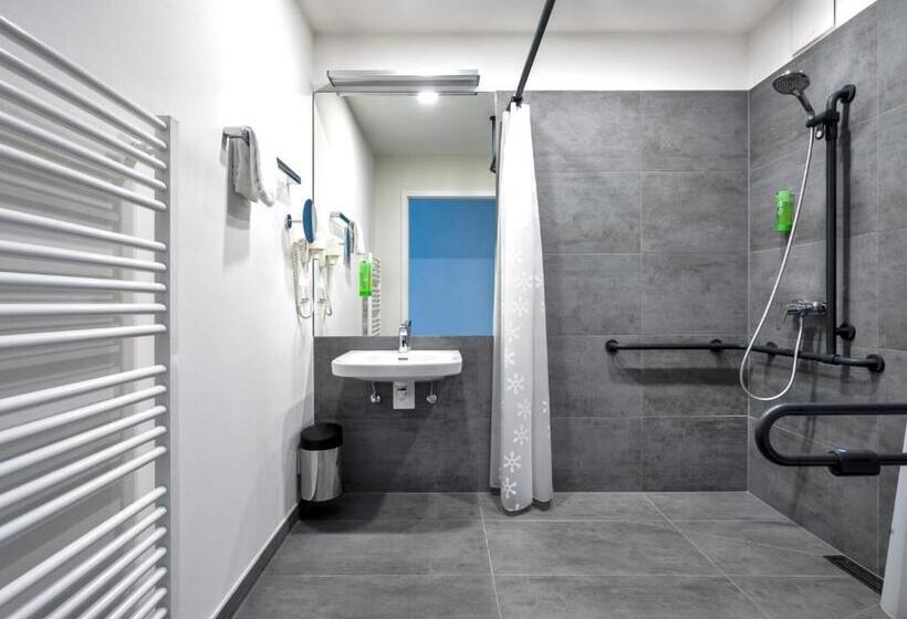 Номер Стандарт с Террасой, Design Hotel Wiegand