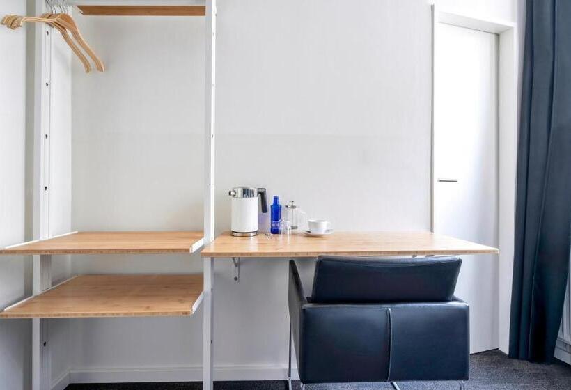 חדר סטנדרט יחיד, Design Hotel Wiegand