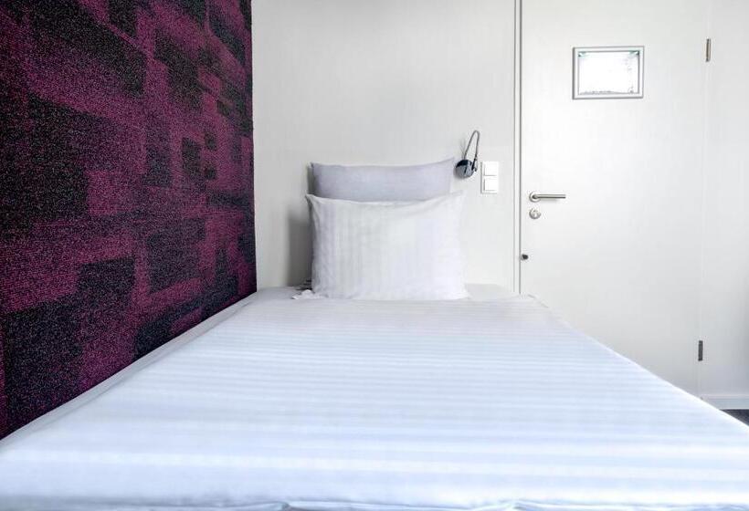 חדר סטנדרט יחיד, Design Hotel Wiegand