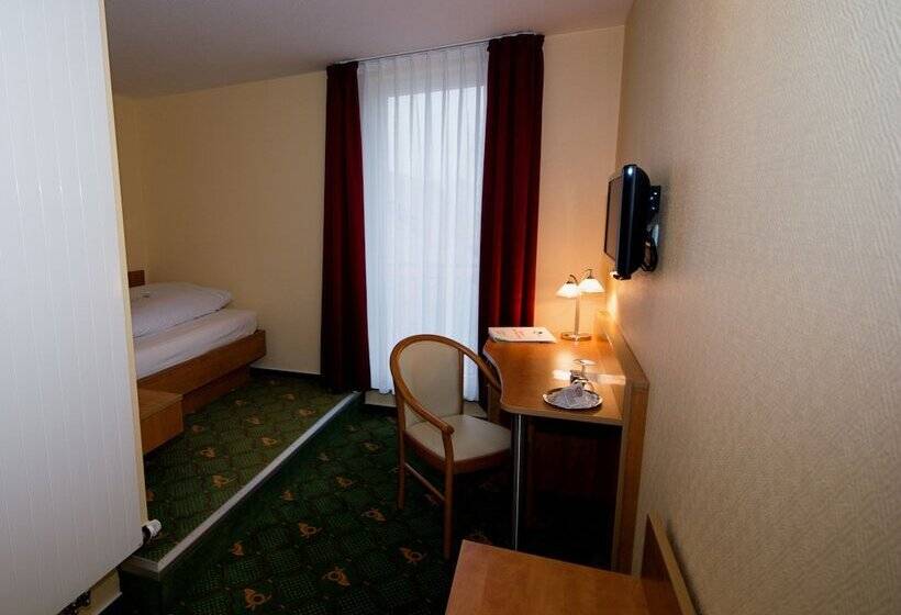 غرفة قياسية فردية, Garni Zur Alten Post