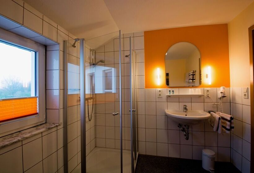 غرفة قياسية مطلّة علي الحديقة, Garni Zur Alten Post