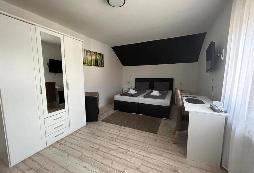 Номер Стандарт, Hasselberg