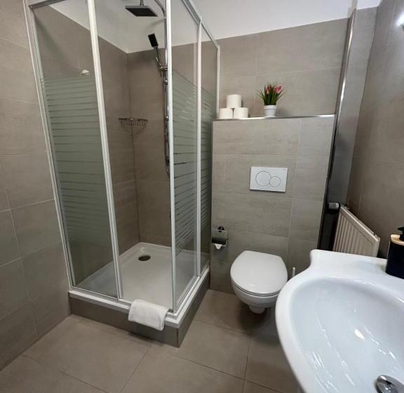 Апартаменты 1 Спальня, Hasselberg