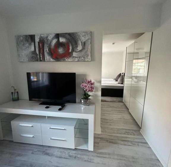 Апартаменты 1 Спальня, Hasselberg