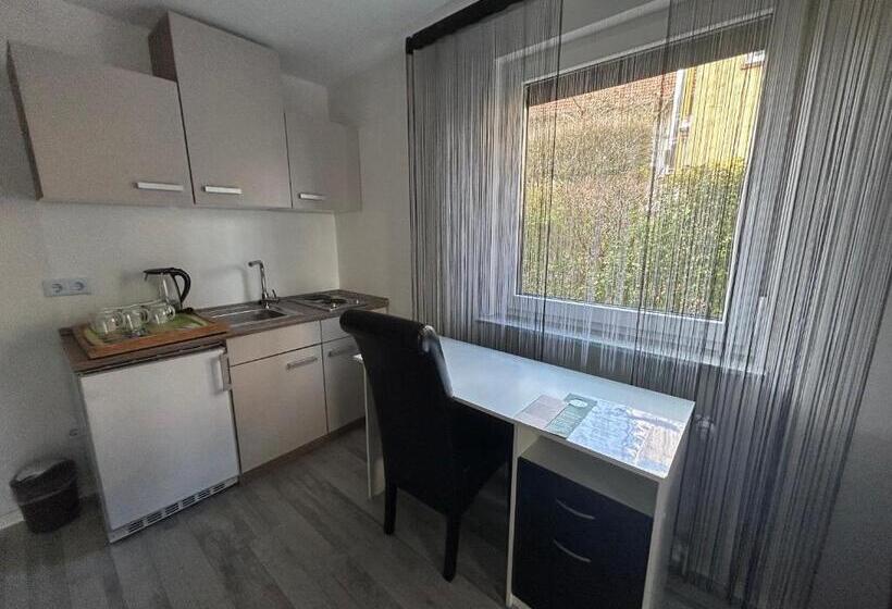 Апартаменты 1 Спальня, Hasselberg