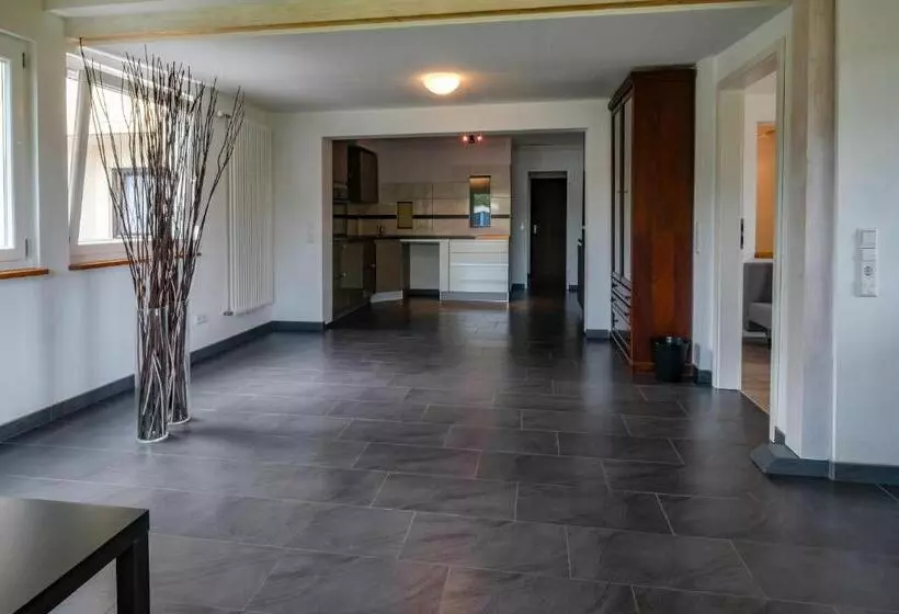 Huoneisto 1 Makuuhuone Puutarhanäkymä, Klosterhof