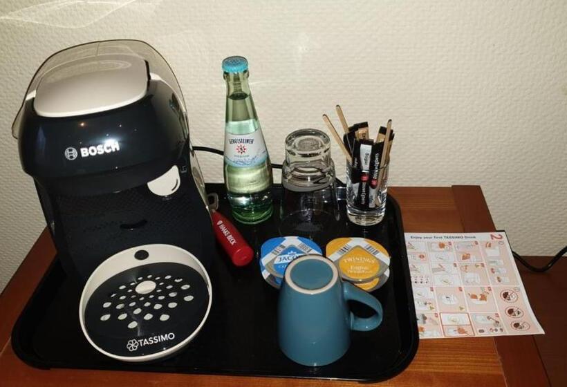 Номер Deluxe, Knipper