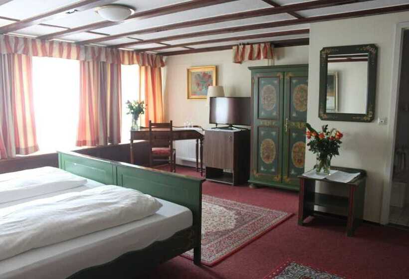 اتاق استاندارد, Restaurant Da Franco