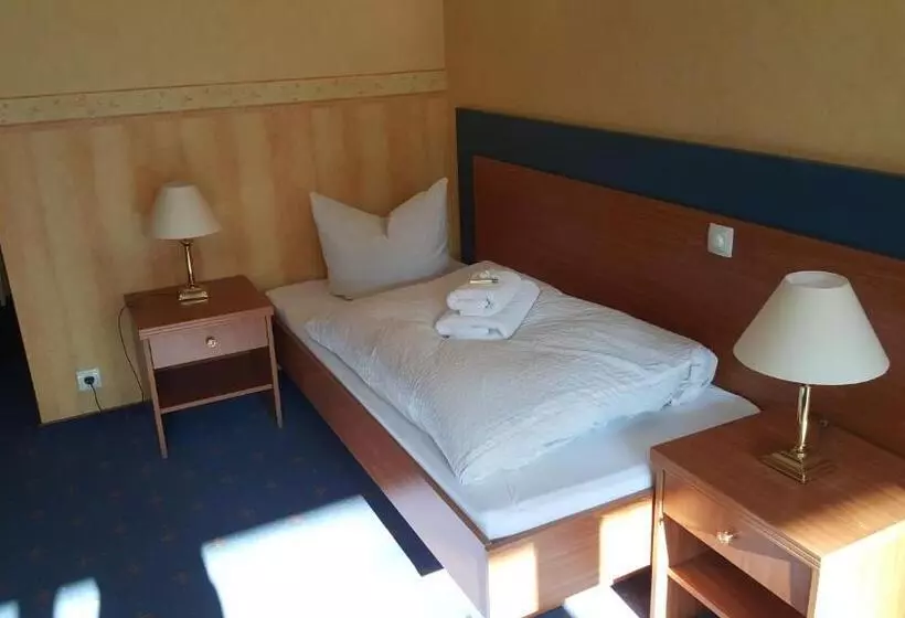 Standard Single Room with Balcony, Scholz