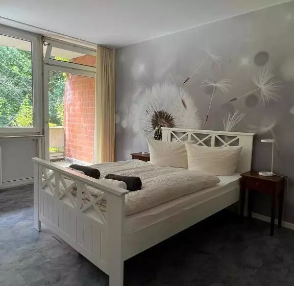 Standard Single Room with Balcony, Scholz