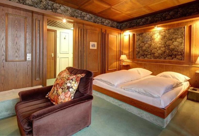 Standard-huone, Spahr