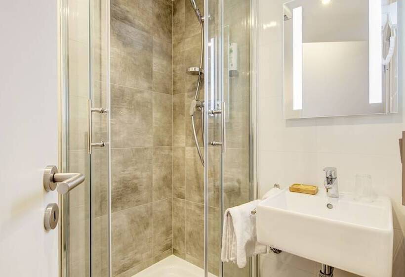 Standard-huone, Spahr