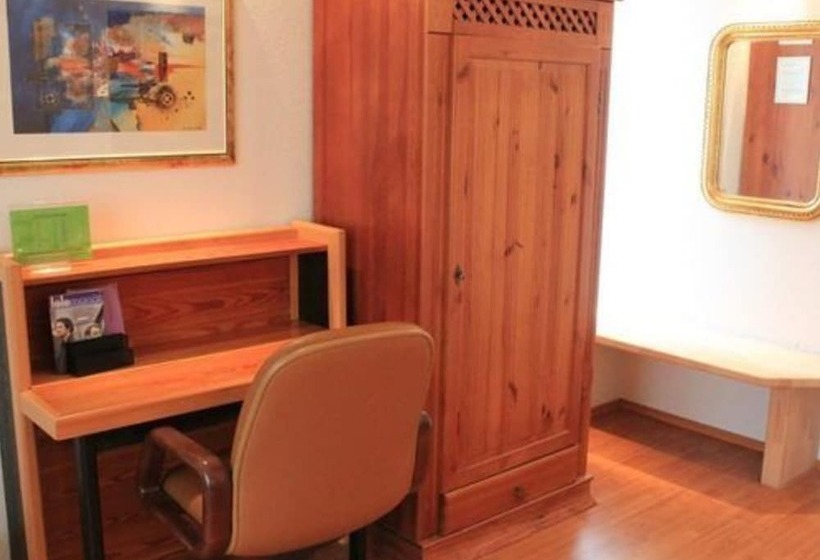 Standard-huone, Spahr