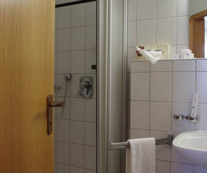 스탠다드 룸, Zum Treuen Bartel