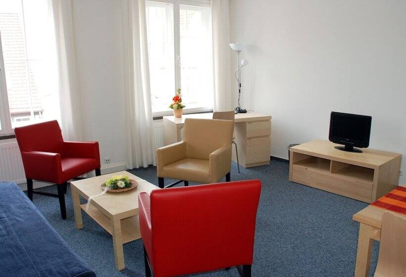 １ベッドルームベーシックアパートメント, Zur Borse