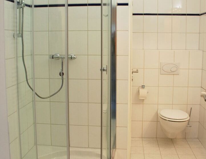 １ベッドルームアパートメント, Zur Borse