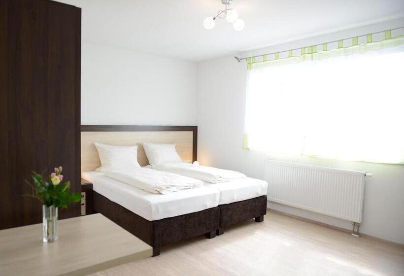 Номер Стандарт, Naturparkhotel & Landgasthof Stromberg