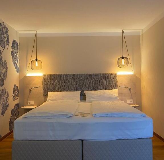 标准间, Safranberg Hotel & Sauna