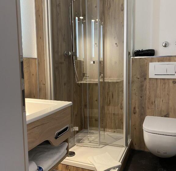 标准间, Safranberg Hotel & Sauna