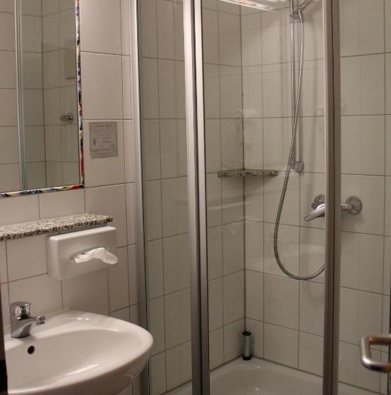 Номер Стандарт, Sporthotel öhringen