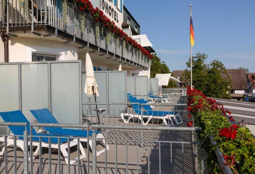 Superior room with lake view, Strandhotel Löchnerhaus