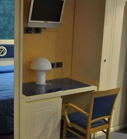 اتاق استاندارد, Aerhotel Phelipe