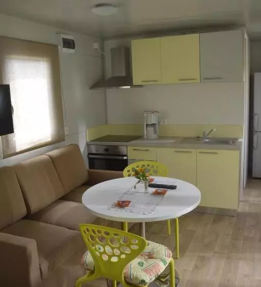 １ベッドルームハウス, Appartementhotel Rutar Lido
